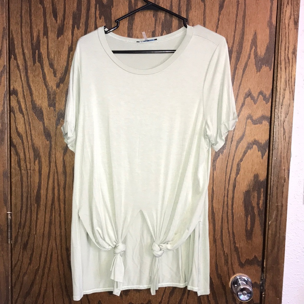 Mint green top